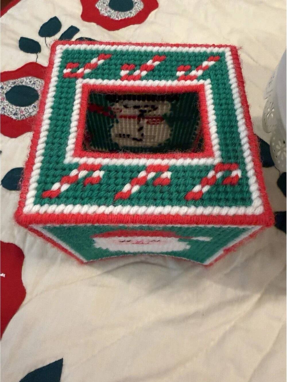 Vtg Handmade Needlepoint Canvas Gingerbread House & Set Of 2 Tissue Box Covers